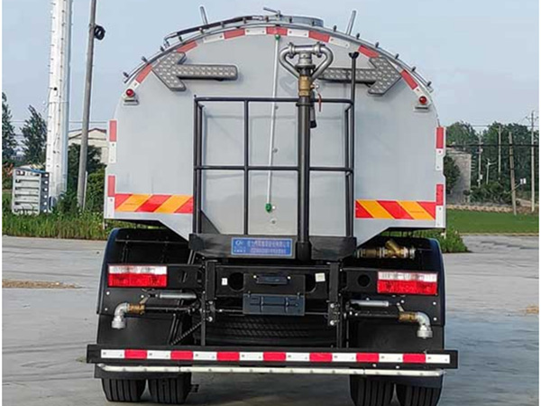 CL5180GQXBEV東風(fēng)純電動(dòng)清洗車(chē)
